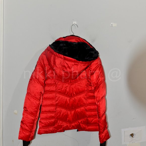 NWT Nautica Ladies’ Puffer Jacket IN RED - Picture 11 of 11